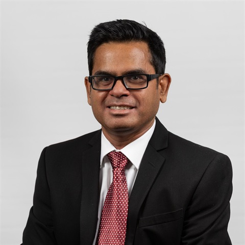 Dr Navin Erathnage